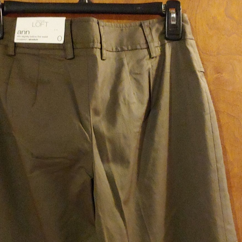 Capris - Picture 5 of 6